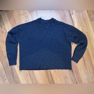 Lululemon Women’s Lab Grey Mock Neck Sweater sz 10
